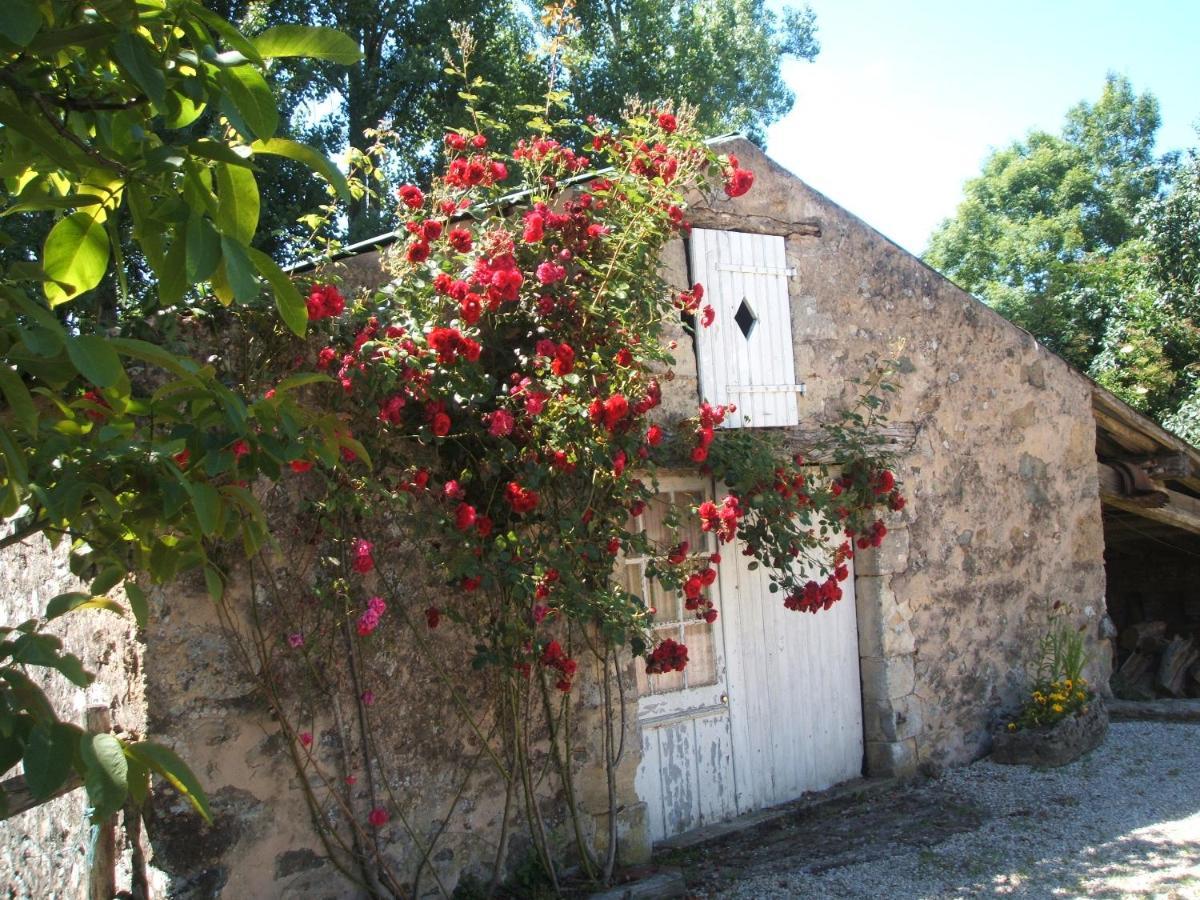 Chambres D'Hotes La Charriere Cheffois Luaran gambar